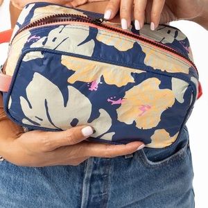 NWT ALOHA COLLECTION • Dopp Kit Pape’ete by Samudra